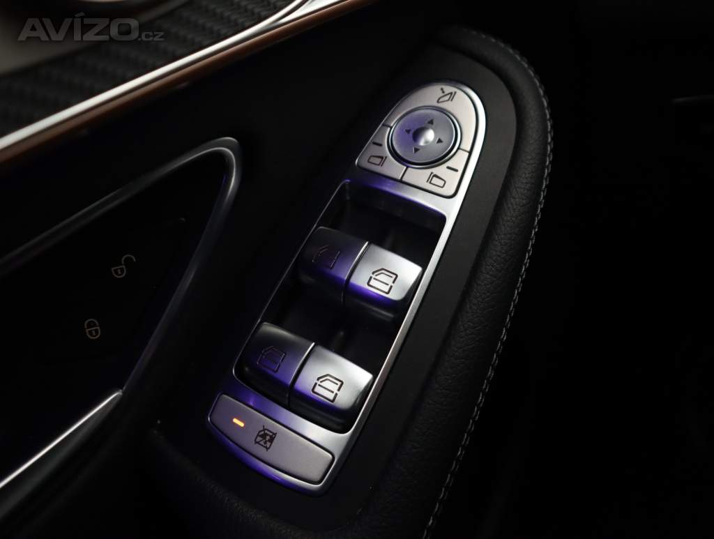 Foto inzerátu Mercedes-Benz EQC EQC 400 4MATIC