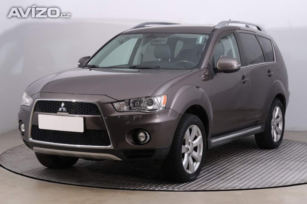 Foto inzerátu Mitsubishi Outlander 2.2 DI-D