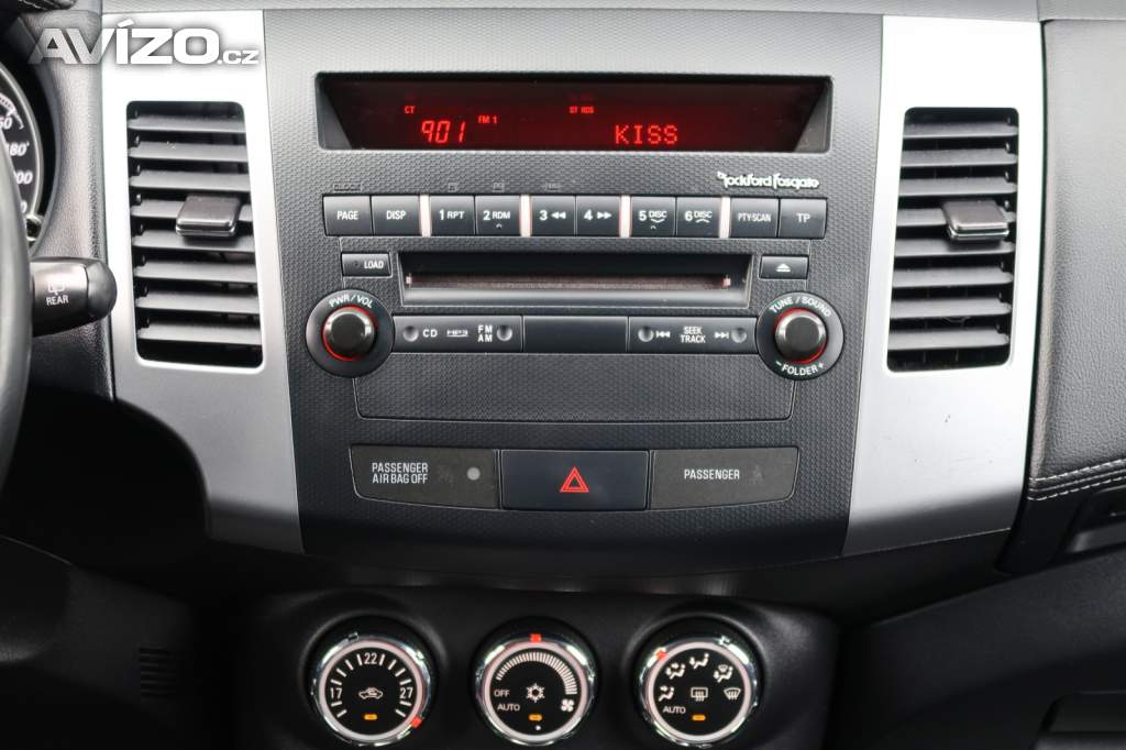 Foto inzerátu Mitsubishi Outlander 2.2 DI-D