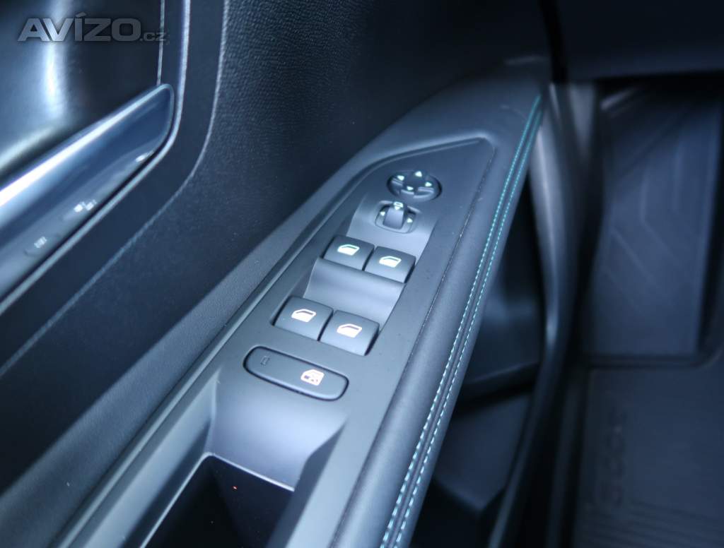 Foto inzerátu Peugeot 3008 1.2 PureTech