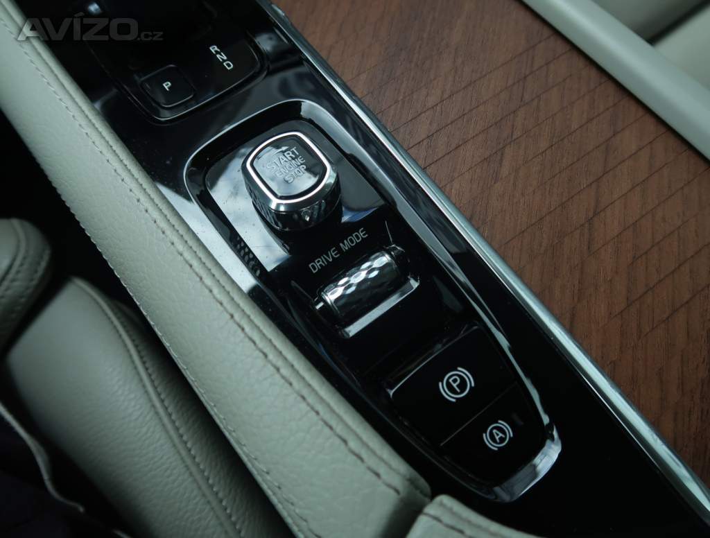 Foto inzerátu Volvo XC90 B5 AWD