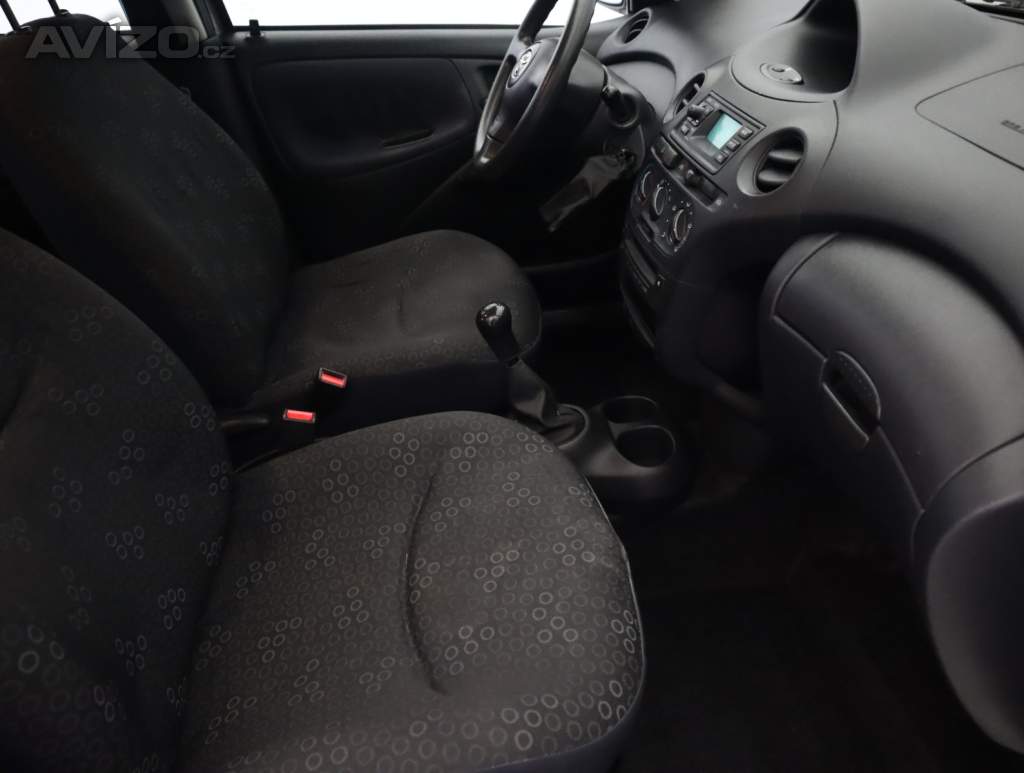 Foto inzerátu Toyota Yaris 1.0 VVT-i
