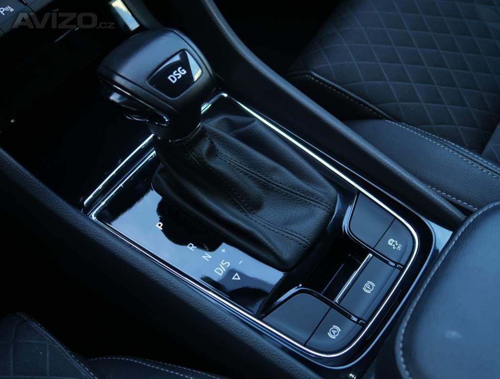 Foto inzerátu Škoda Karoq 1.5 TSI