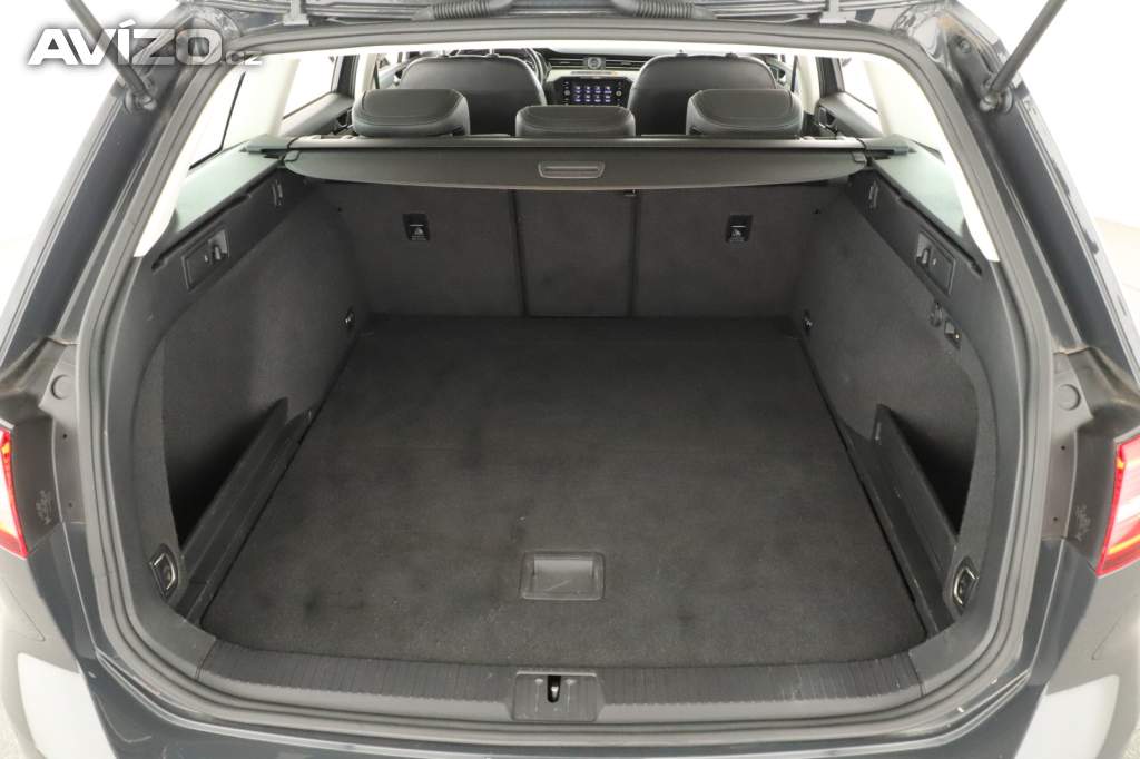 Foto inzerátu Volkswagen Passat 2.0 TDI