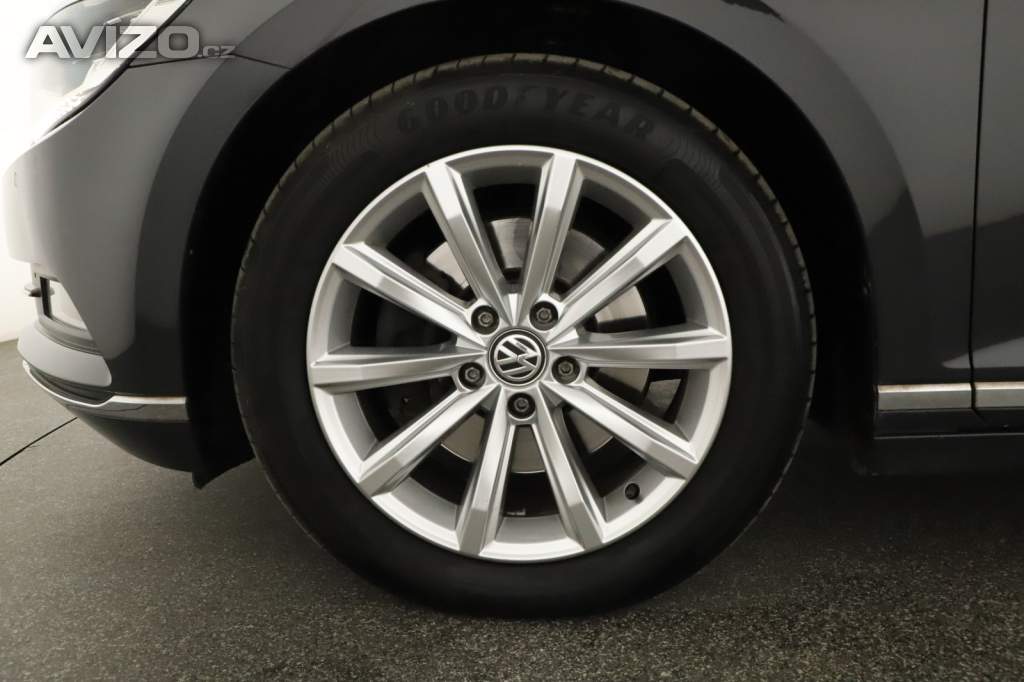 Foto inzerátu Volkswagen Passat 2.0 TDI