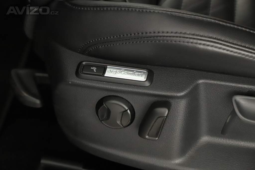 Foto inzerátu Volkswagen Passat 2.0 TDI