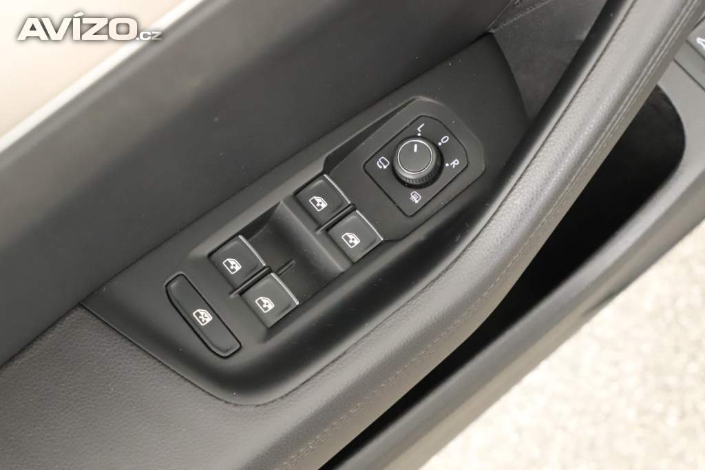 Foto inzerátu Volkswagen Passat 2.0 TDI