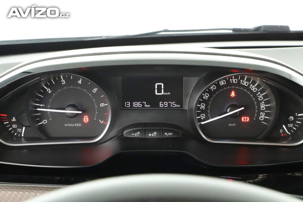 Foto inzerátu Peugeot 2008 1.2 PureTech