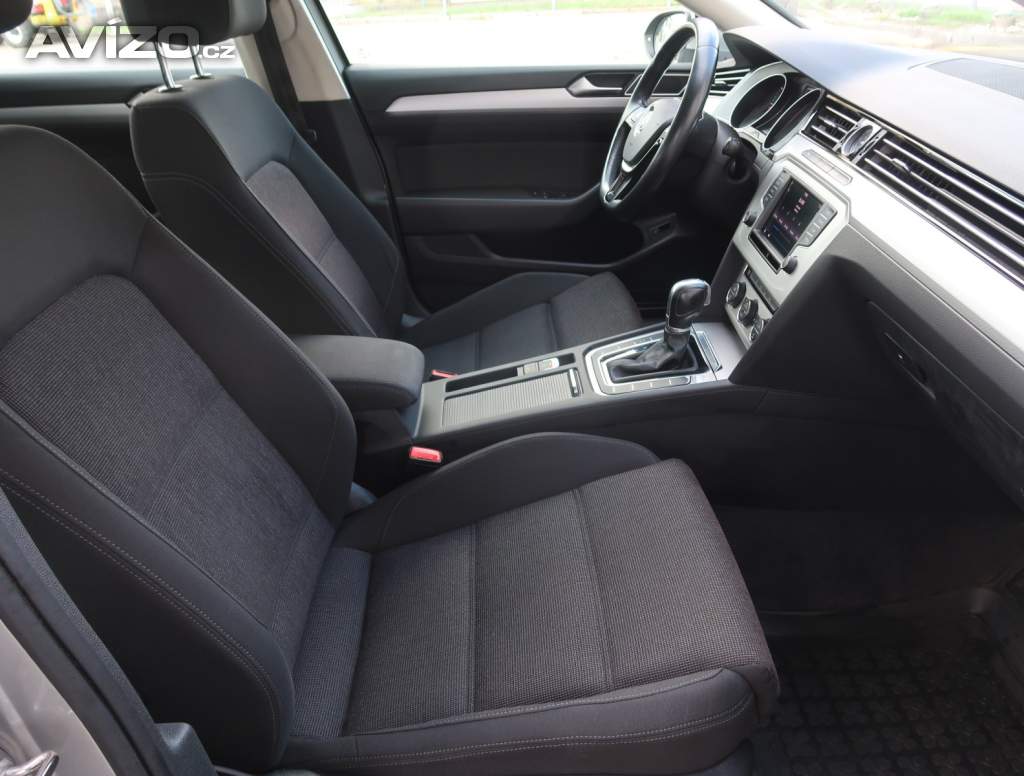 Foto inzerátu Volkswagen Passat 2.0 TDI