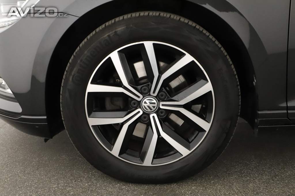 Foto inzerátu Volkswagen Passat 2.0 TDI