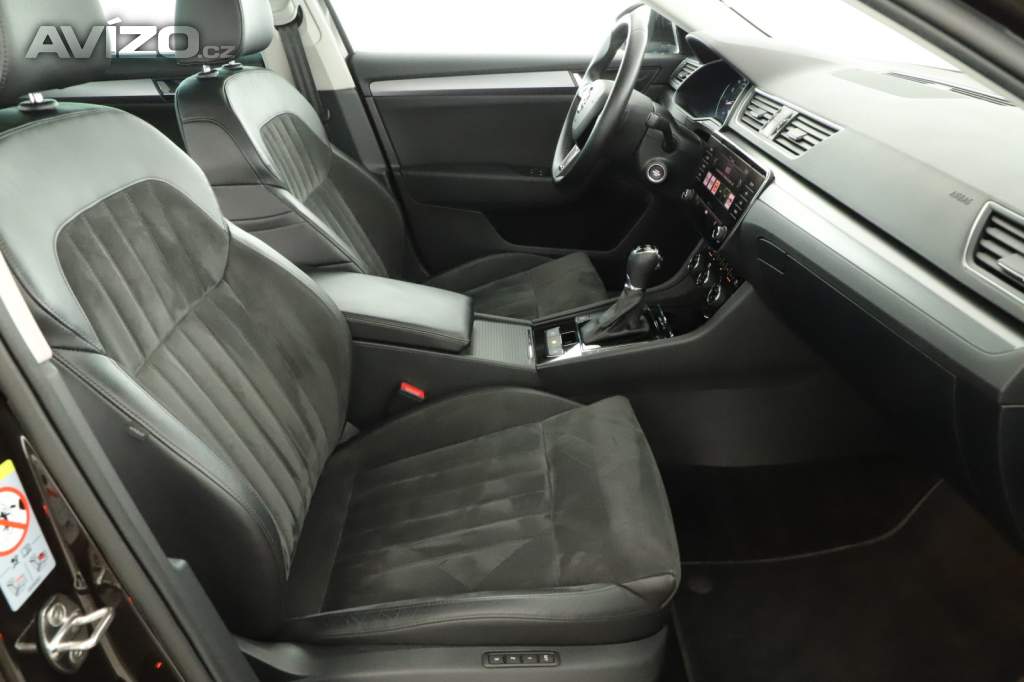 Foto inzerátu Škoda Superb 2.0 TSI