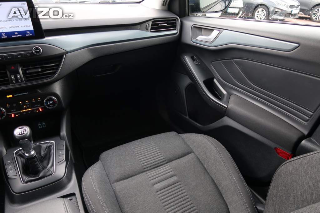 Foto inzerátu Ford Focus 1.0 MHEV