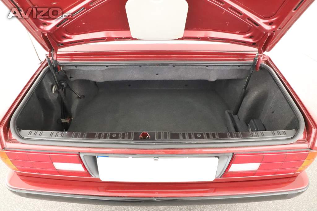 Foto inzerátu BMW Řada 3 318 i