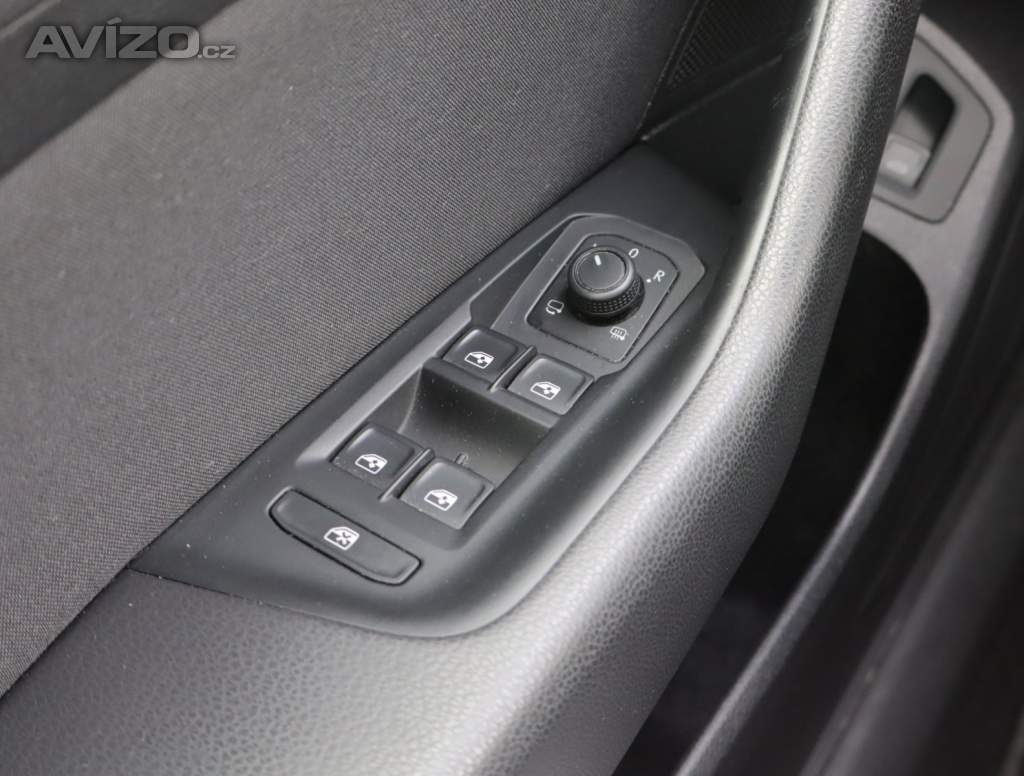 Foto inzerátu Volkswagen Passat 2.0 TDI