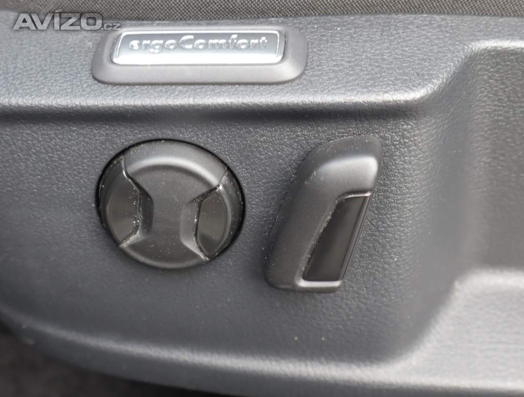 Foto inzerátu Volkswagen Passat 2.0 TDI