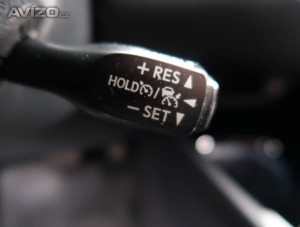 Foto inzerátu Toyota C-HR 2.0 Hybrid