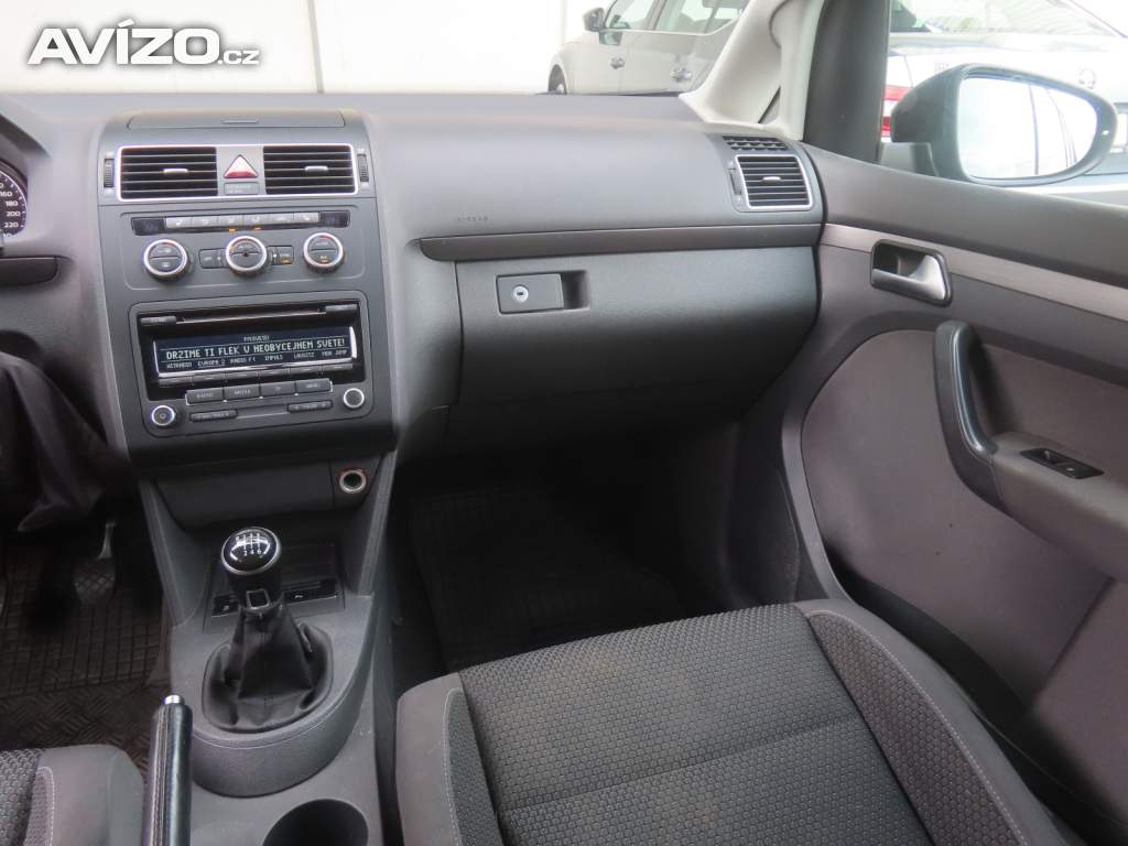 Foto inzerátu Volkswagen Touran 1.6 TDI