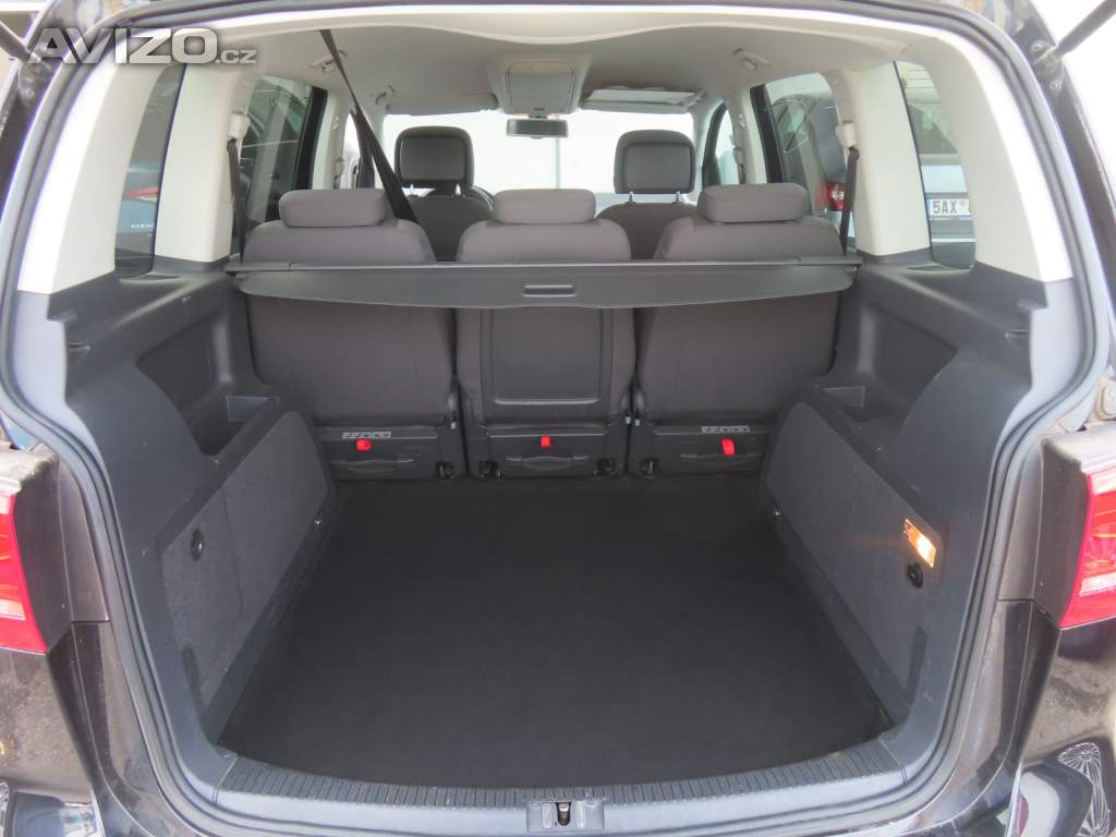 Foto inzerátu Volkswagen Touran 1.6 TDI