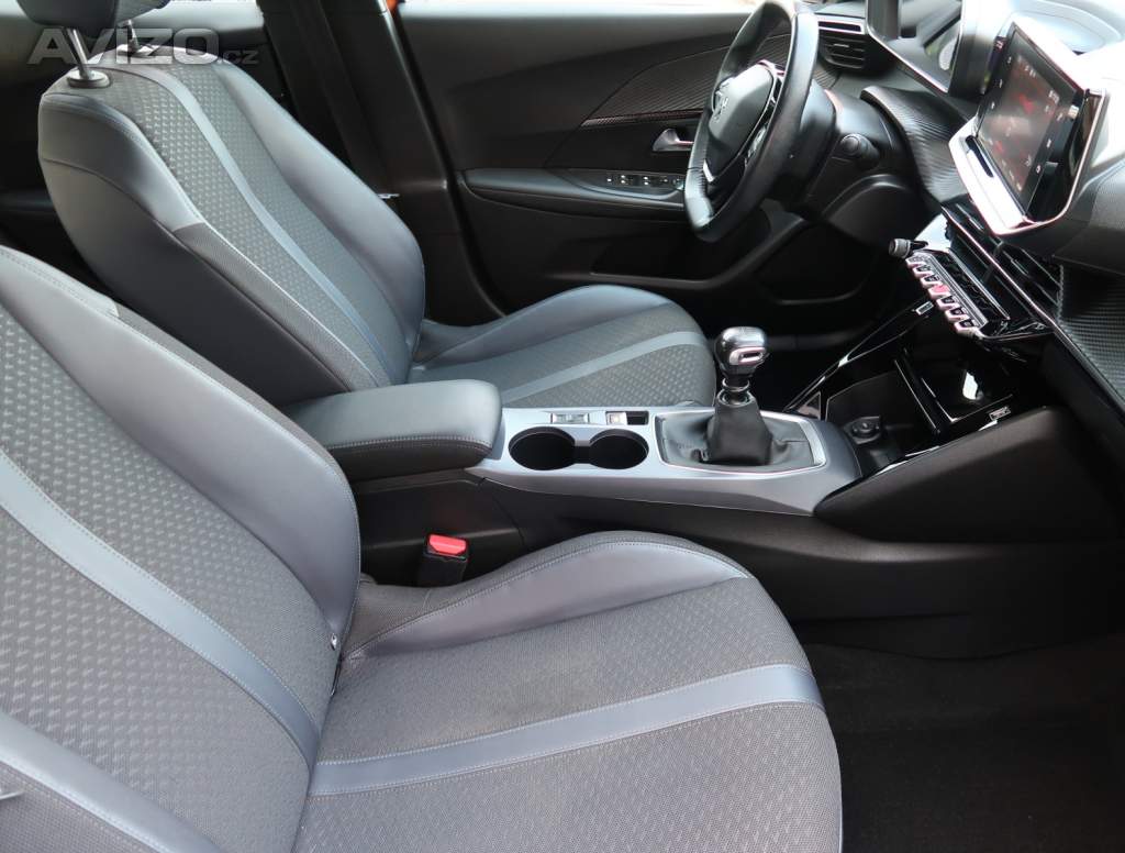 Foto inzerátu Peugeot 2008 1.2 PureTech