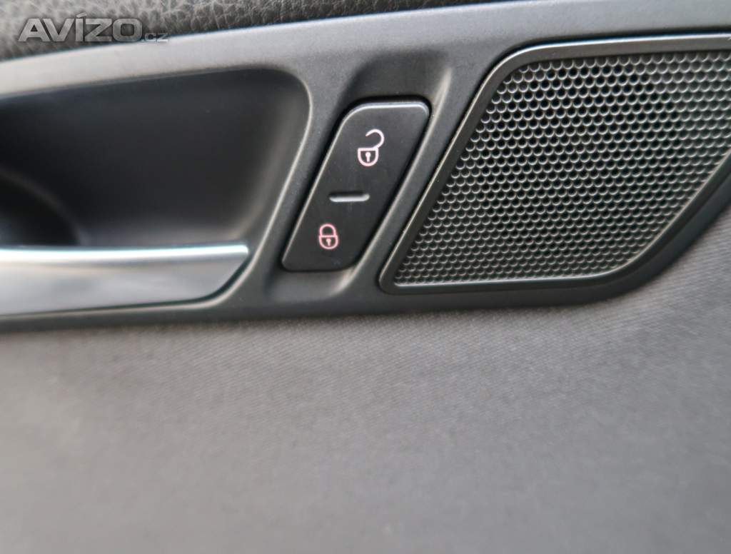 Foto inzerátu Volkswagen Sharan 2.0 TDI