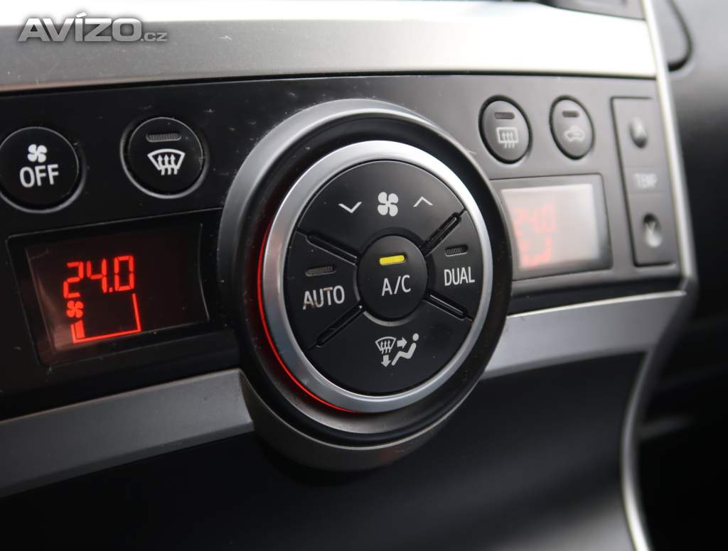 Foto inzerátu Toyota Verso 1.6 D-4D