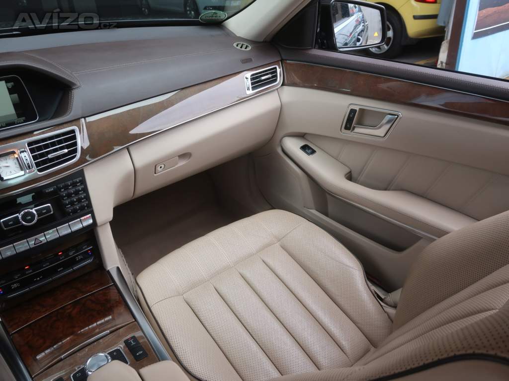 Foto inzerátu Mercedes-Benz Třídy E E 350 BlueTEC 4MATIC