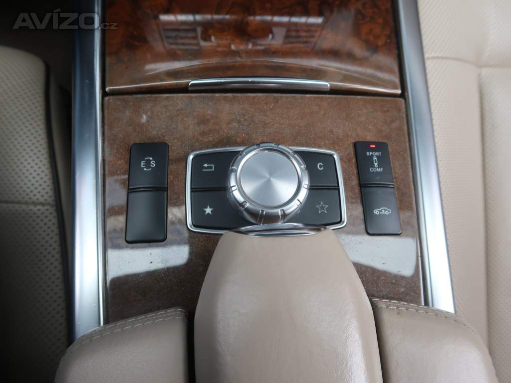 Foto inzerátu Mercedes-Benz Třídy E E 350 BlueTEC 4MATIC