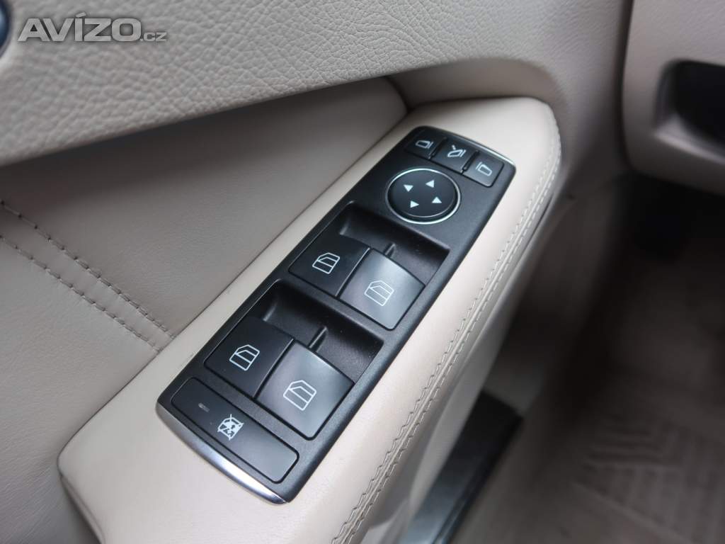 Foto inzerátu Mercedes-Benz Třídy E E 350 BlueTEC 4MATIC