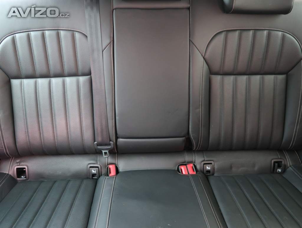 Foto inzerátu Škoda Superb 2.0 TSI