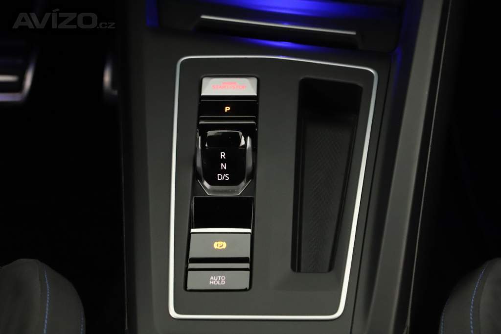 Foto inzerátu Volkswagen Golf GTE