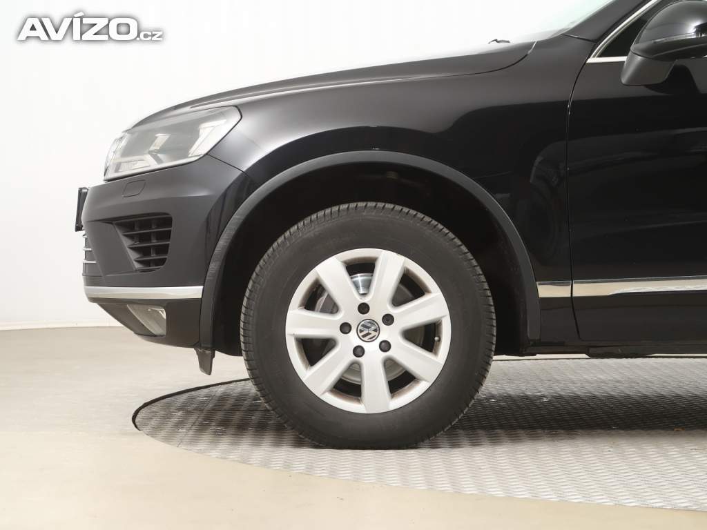 Foto inzerátu Volkswagen Touareg 3.0 TDI