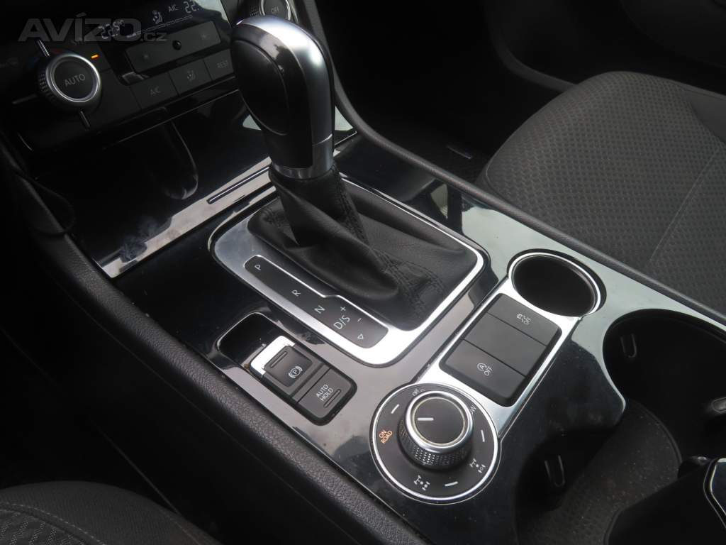 Foto inzerátu Volkswagen Touareg 3.0 TDI