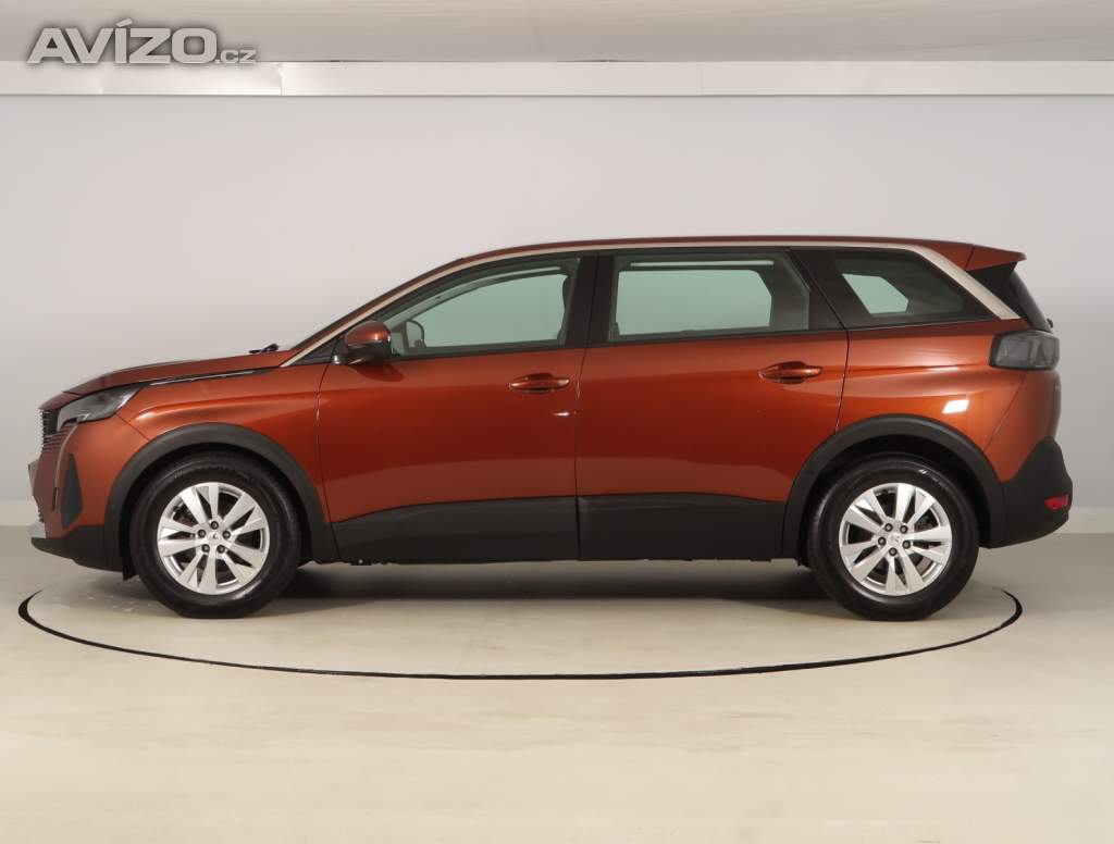 Foto inzerátu Peugeot 5008 PureTech 130
