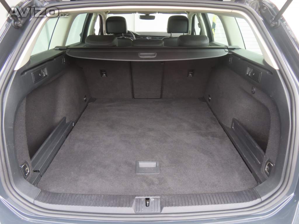 Foto inzerátu Volkswagen Passat 2.0 TDI