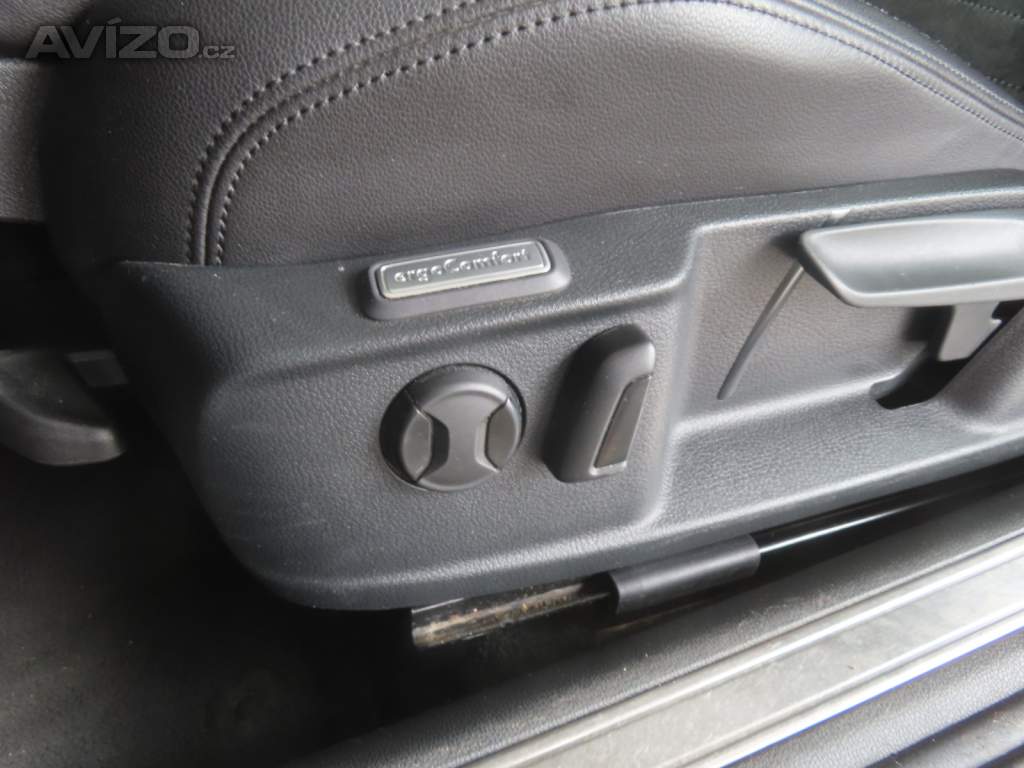 Foto inzerátu Volkswagen Passat 2.0 TDI