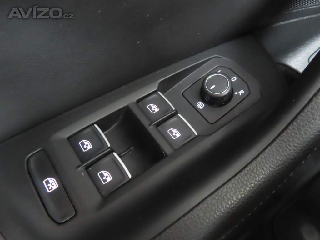 Foto inzerátu Volkswagen Passat 2.0 TDI