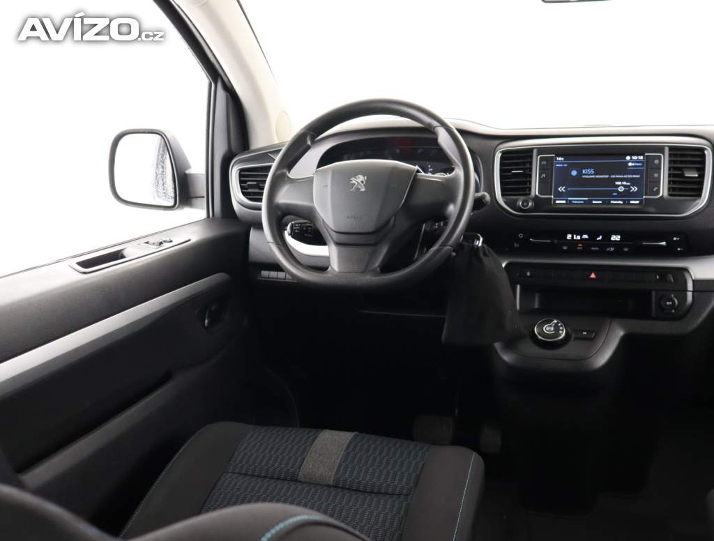 Foto inzerátu Peugeot Traveller 2.0 BlueHDi