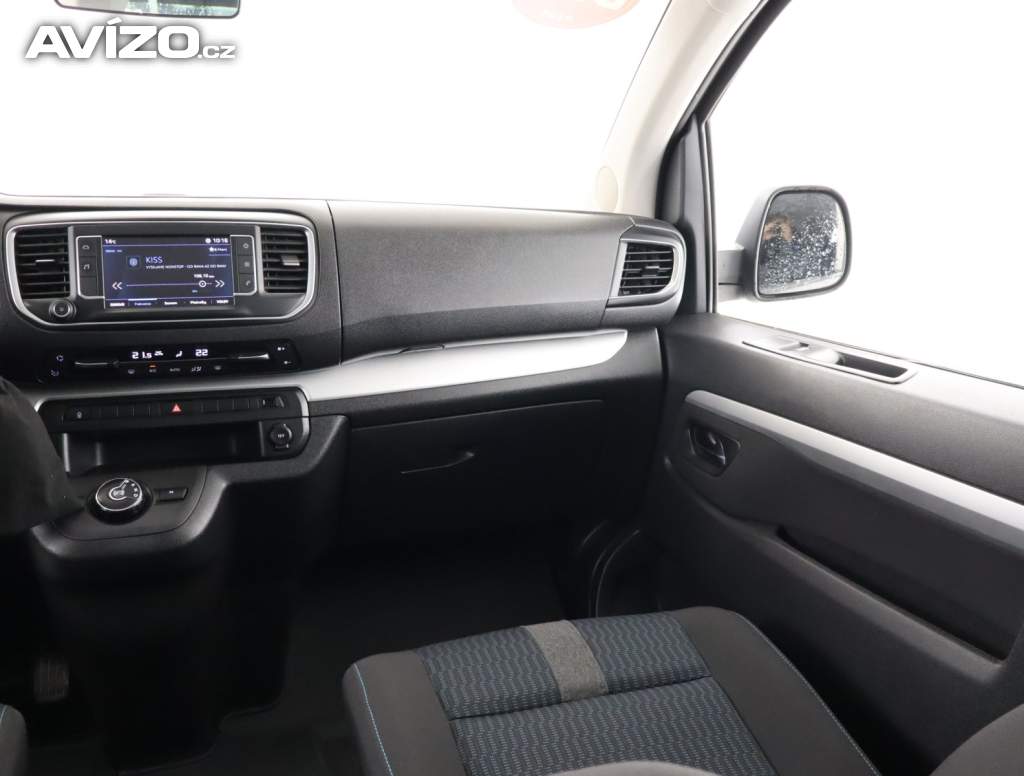 Foto inzerátu Peugeot Traveller 2.0 BlueHDi