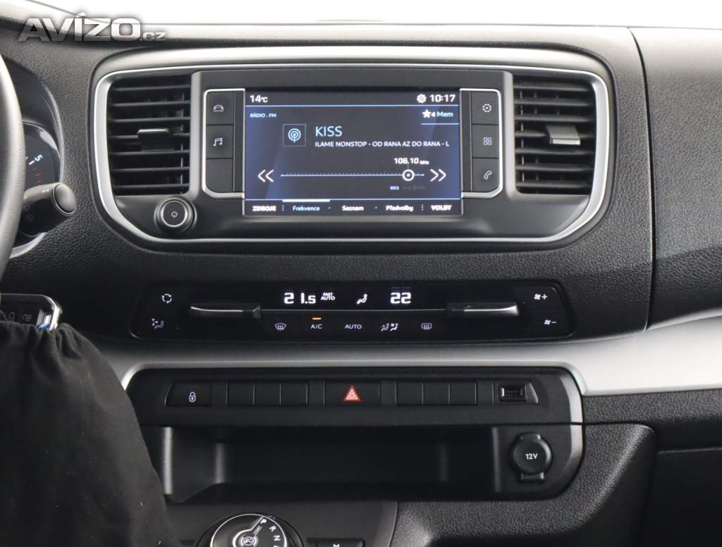 Foto inzerátu Peugeot Traveller 2.0 BlueHDi