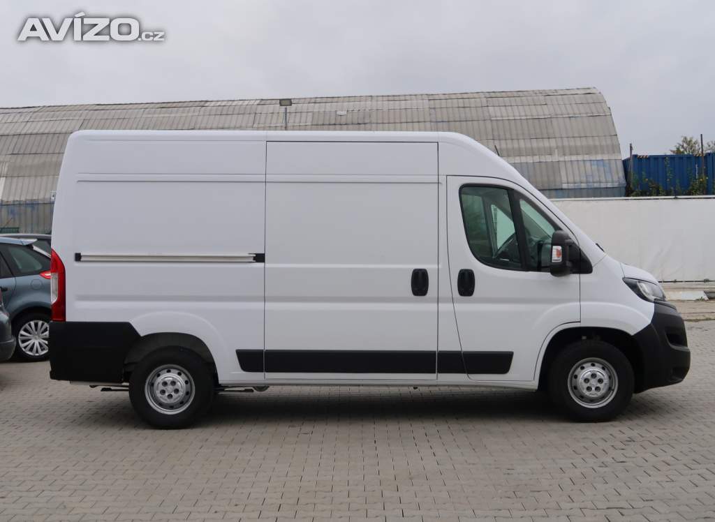 Foto inzerátu Peugeot Boxer 2.2 BlueHDi