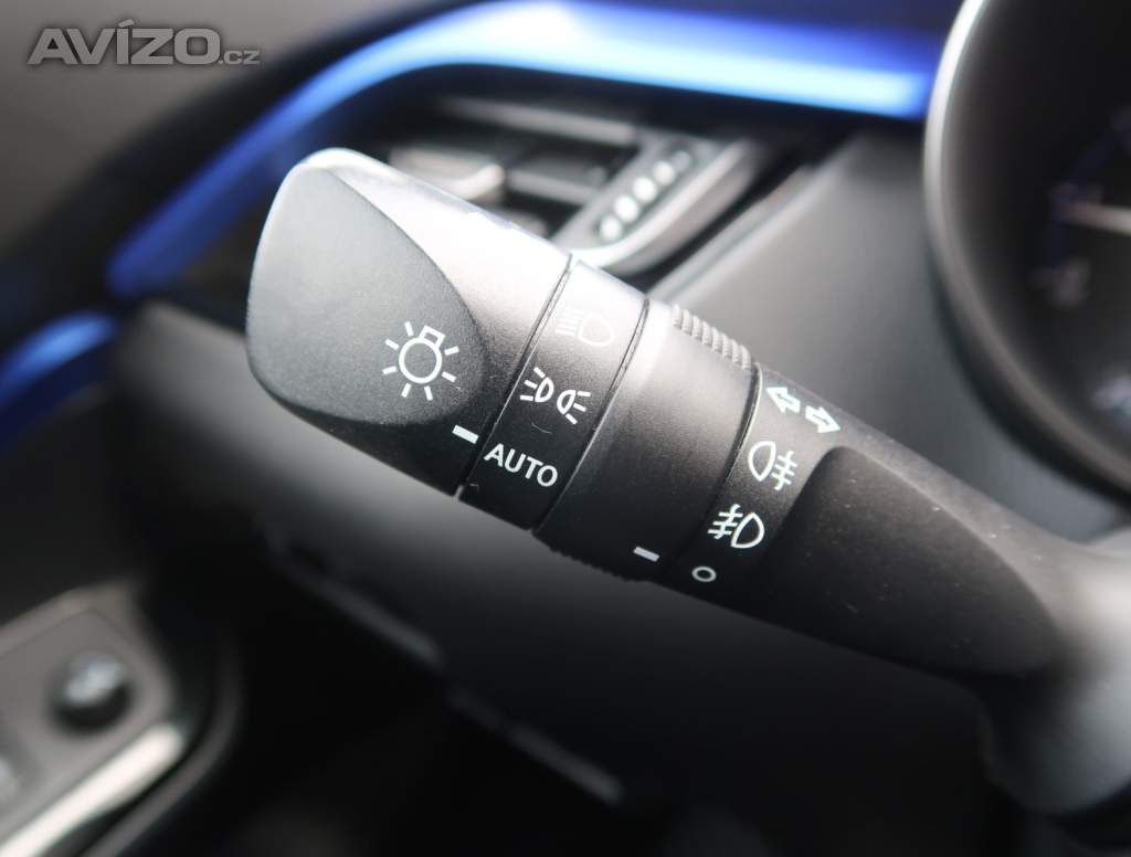 Foto inzerátu Toyota C-HR 1.2 Turbo