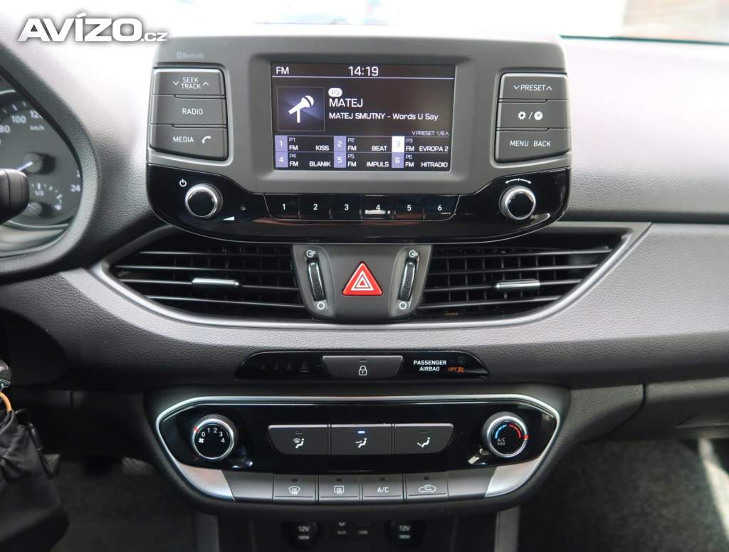 Foto inzerátu Hyundai i30 Fastback 1.0 T-GDI