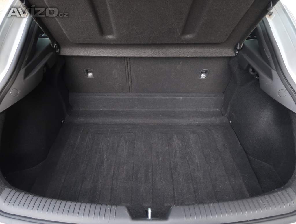 Foto inzerátu Hyundai i30 Fastback 1.0 T-GDI