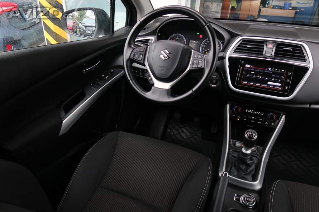 Foto inzerátu Suzuki SX4 S-Cross 1.4 BoosterJet