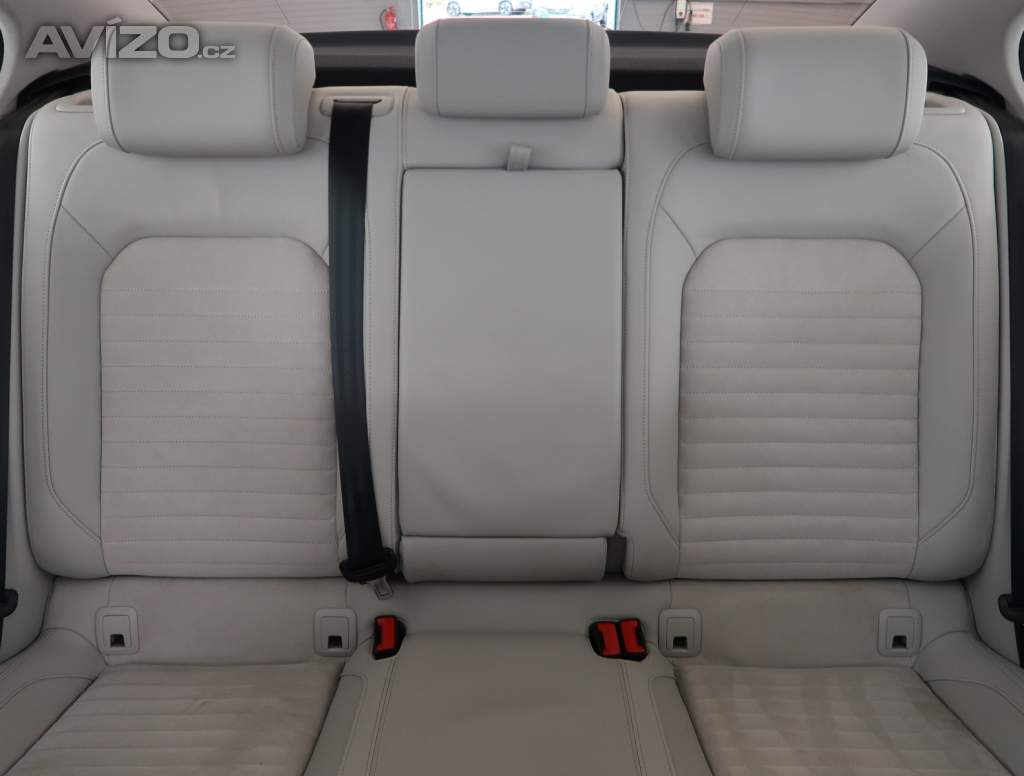 Foto inzerátu Volkswagen Passat 2.0 TDI