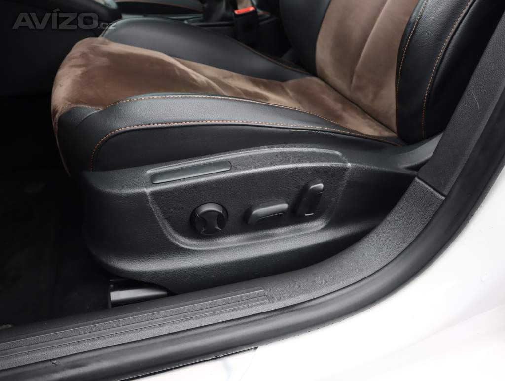 Foto inzerátu Seat Leon 2.0 TDI FR