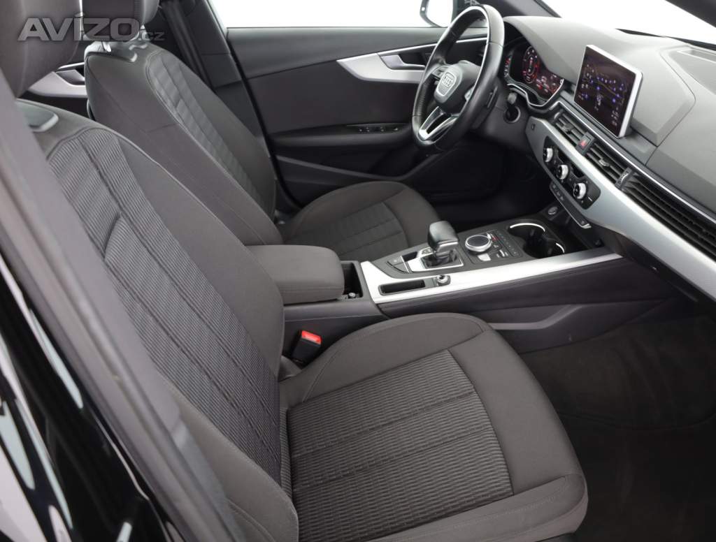 Foto inzerátu Audi A4 3.0 TDI