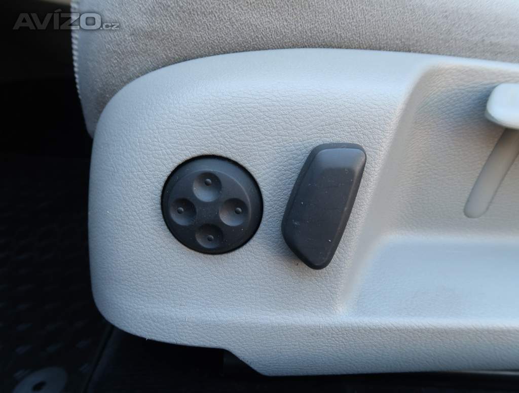 Foto inzerátu Volkswagen Passat 2.0 TDI