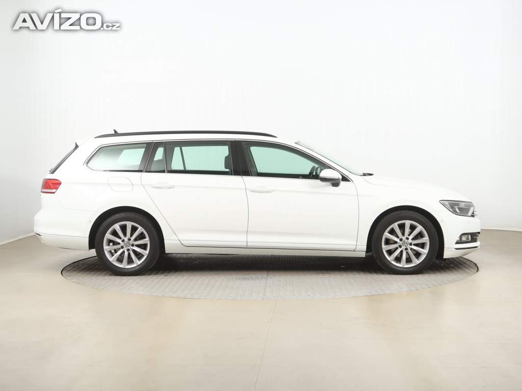 Foto inzerátu Volkswagen Passat 2.0 TDI
