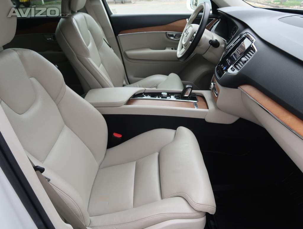 Foto inzerátu Volvo XC90 B5 AWD